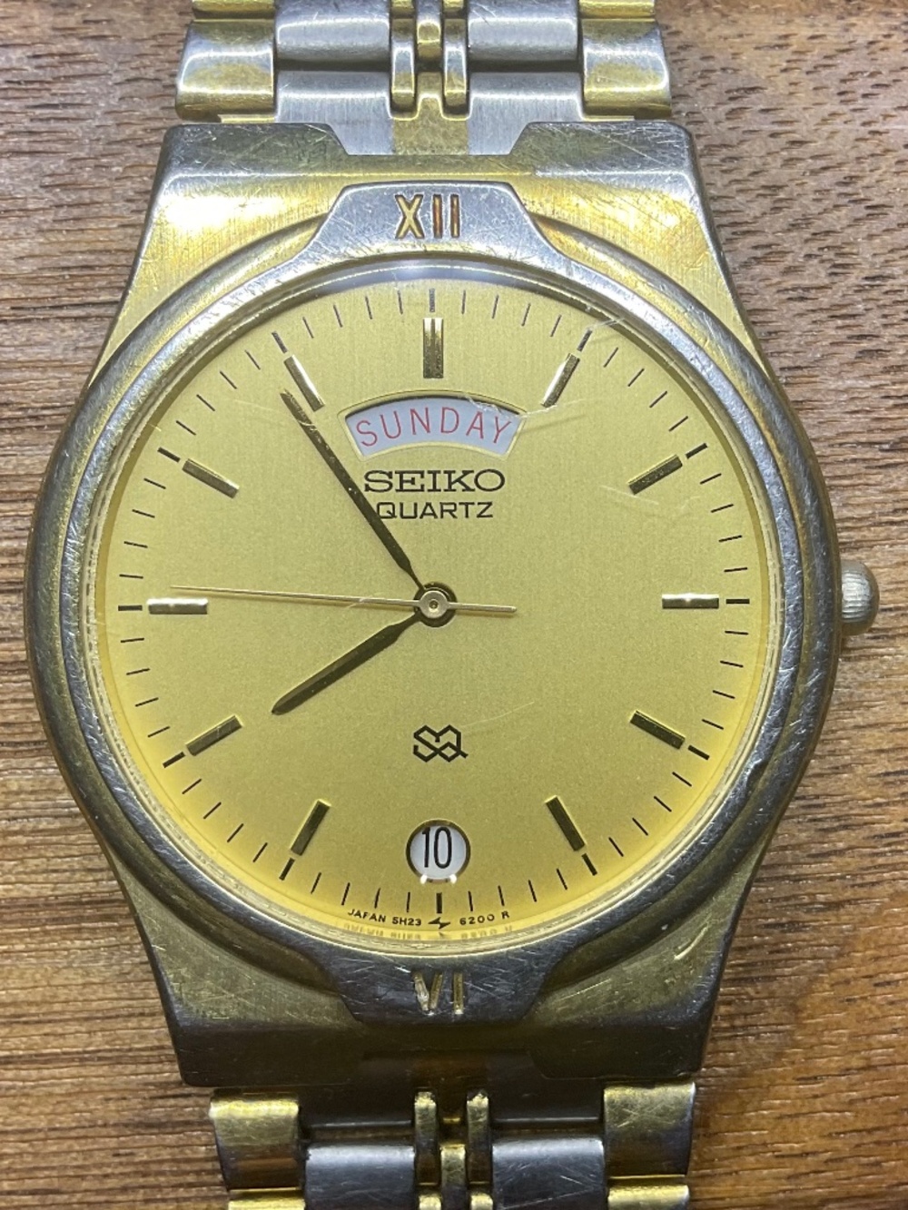 Seiko Watch 5H23-6270